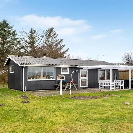 Semesterbostad Richard - 400m From The Sea By Interhome