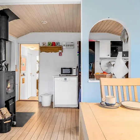 Semesterbostad Richard - 400m From The Sea By Interhome