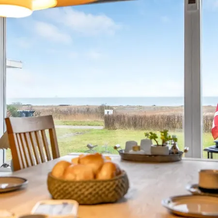 Richard - 400m From The Sea By Interhome